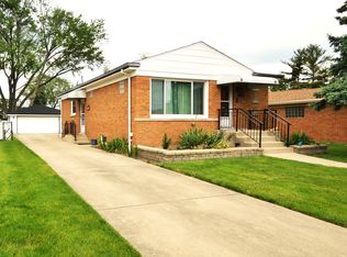 1824 Gardner Rd, Westchester, IL 60154