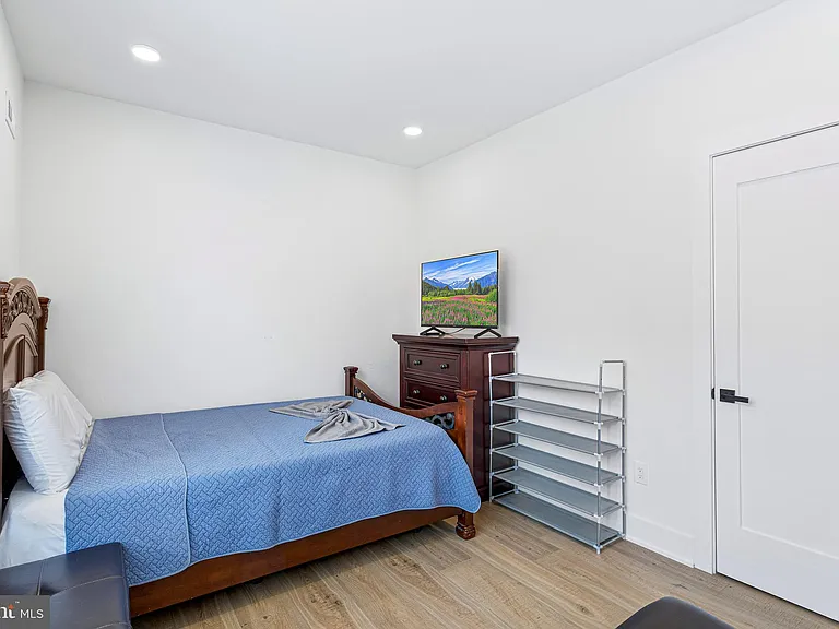 1307 Longfellow St NW #7 — Photo 15