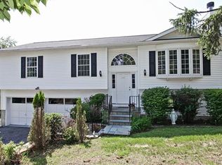 107 Havell St, Ossining, NY 10562