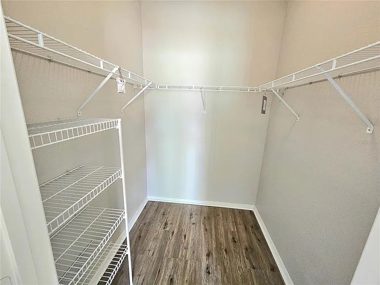 1920 Meadow Pond Way — Photo 13