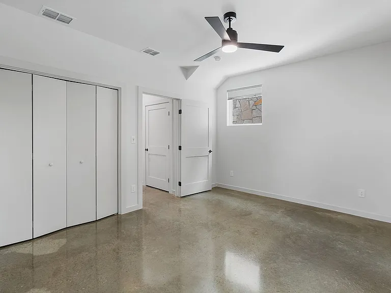 Modern Luxury in San Marcos' Premier Courtyard Community Now Leasing! — Photo 45