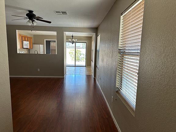 4th image of 1126 S Fresno Ct
