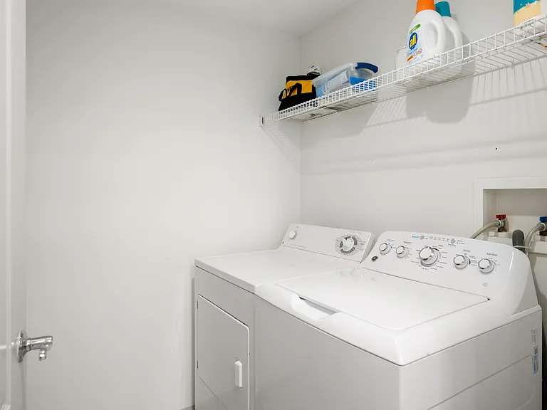 5095 Fairways Cir #I204 — Photo 15