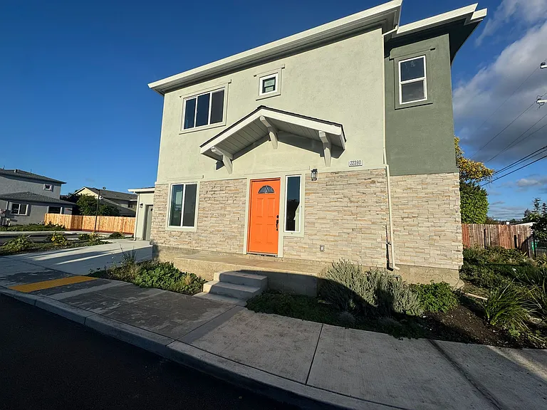 22390 Salwan Pl — Photo 32