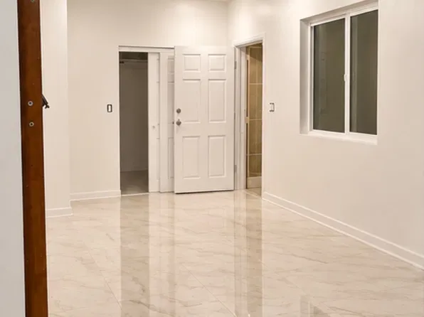 1523 Rosalia Rd #1/4, Los Angeles, CA 90027