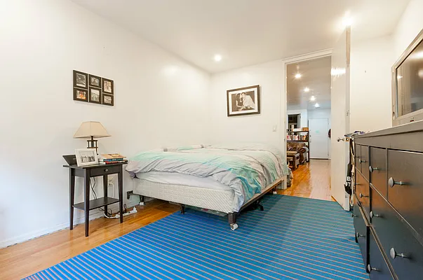 Rented by Keller Williams NYC | media 21