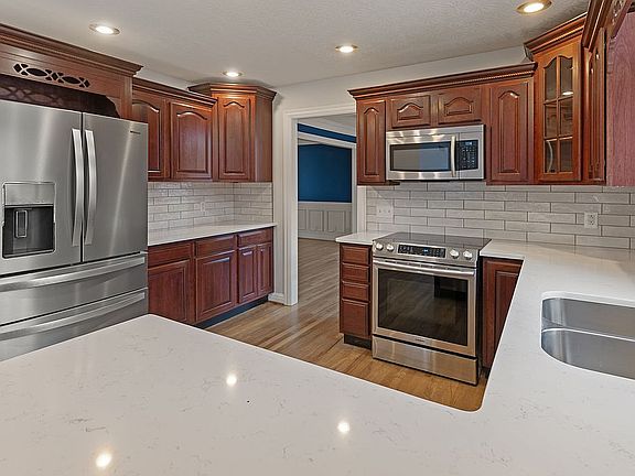 5th image of 1067 Old Joe Rd