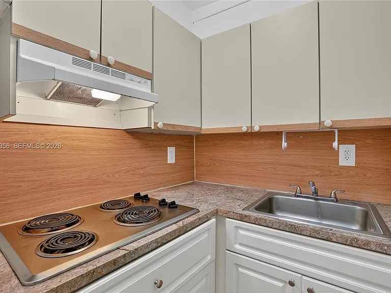 3409 S Le Jeune Rd #1 — Photo 11