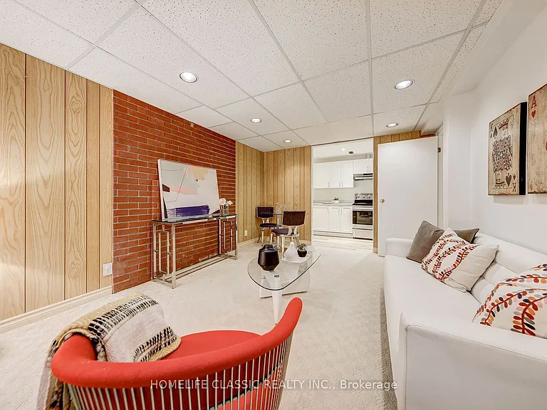 56 Gray Cres #BASEMENT — Photo 6