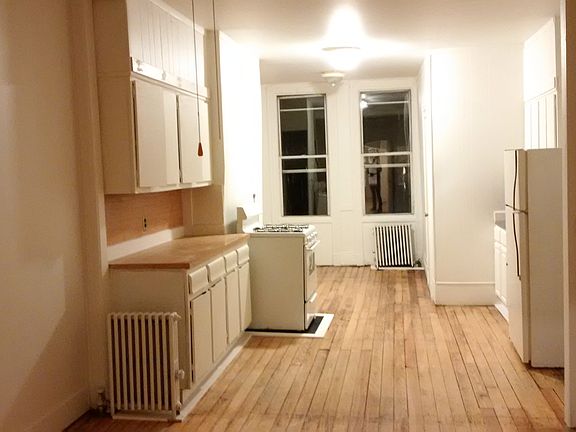 3rd image of 8274 88th Ln APT 1L