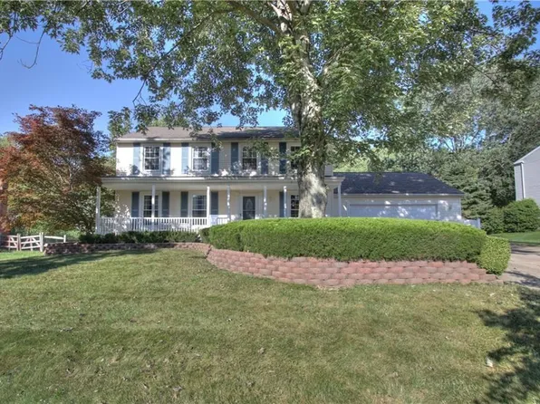 7310 Meadow Dr, Painesville, OH 44077
