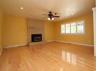6673 N Farris Ave, Fresno, CA 93711