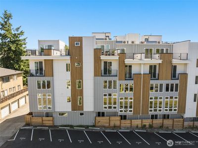 222 B 10th Avenue E, Seattle, WA, 98102