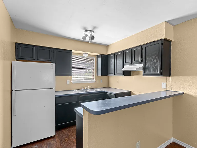 Northridge Apartments — Photo 16