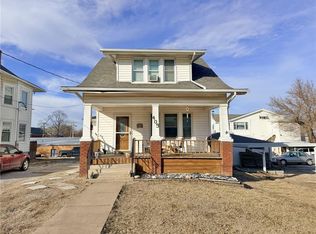 409 E 8th Ct, Trenton, MO 64683