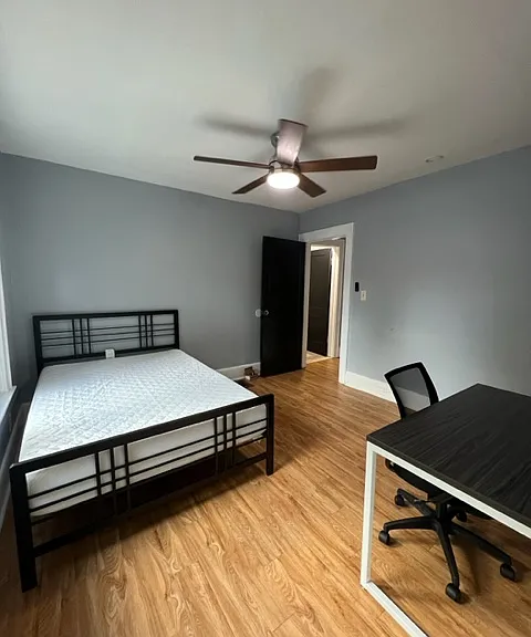 1112 E Colvin St #1 — Photo 5