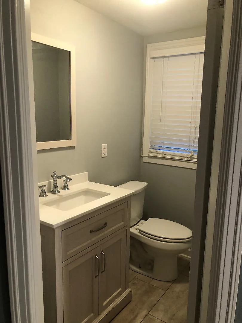 4 bed, 2.5 bath, 2081 sqft, $3,400 — Photo 4