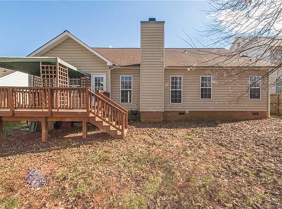 3rd image of 3036 Glen Summit Dr