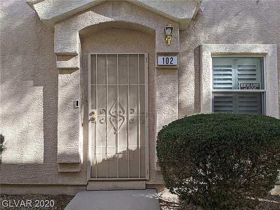 4th image of 6533 Charlie Chaplin Ave Unit 102