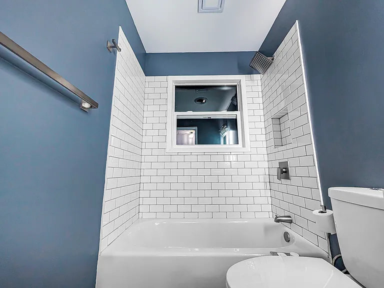 1803 Putnam St — Photo 19