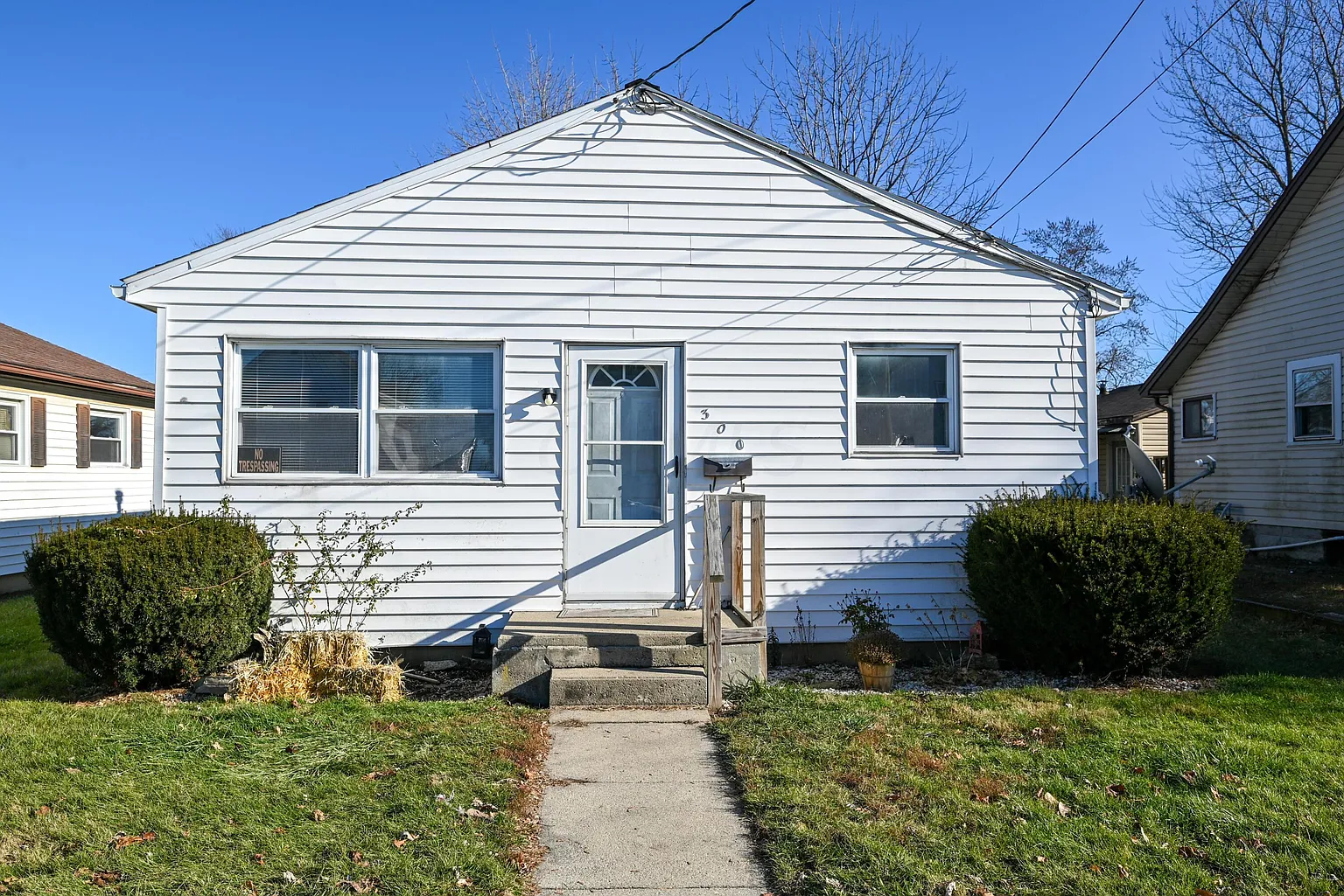 300 Latourette St photo 1