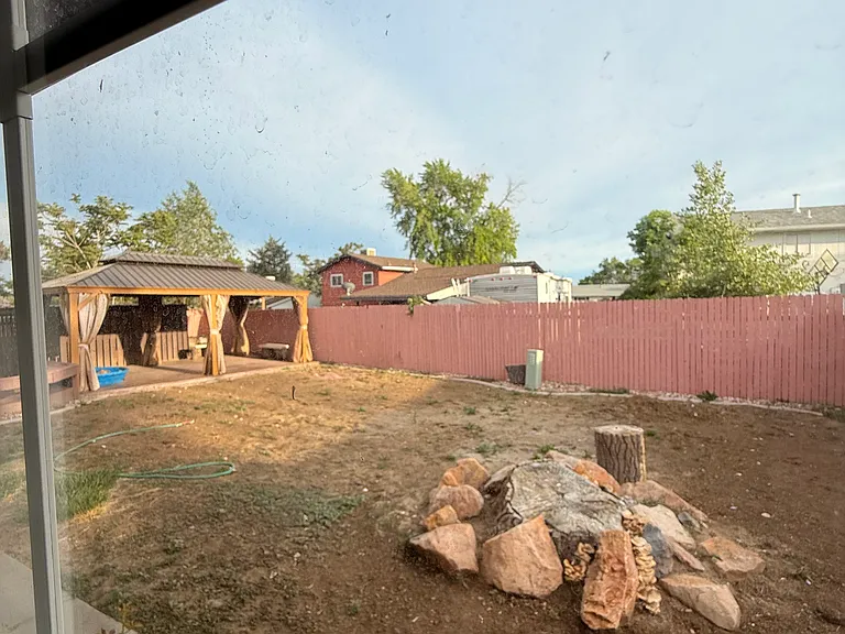 8371 Vine St — Photo 13