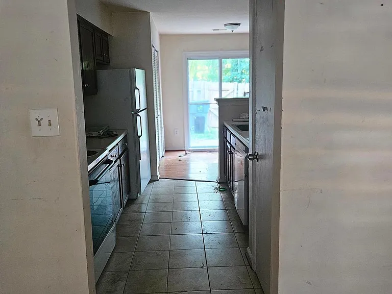Wind Ridge Dr — Photo 7