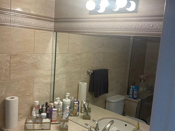 5th image of 123 Santa Monica Ln