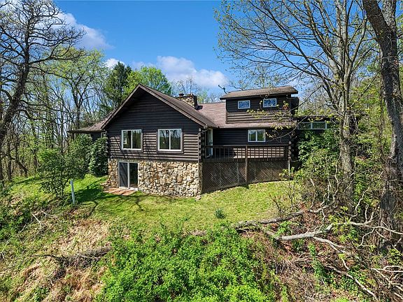 4th image of 2705 Radebaugh Rd