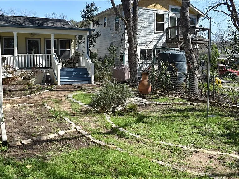 2109 Wright St — Photo 30