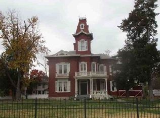 211 W Prescott Ave, Salina, KS 67401
