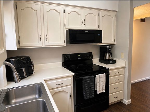 5th image of 1218 Gunbarrel Rd