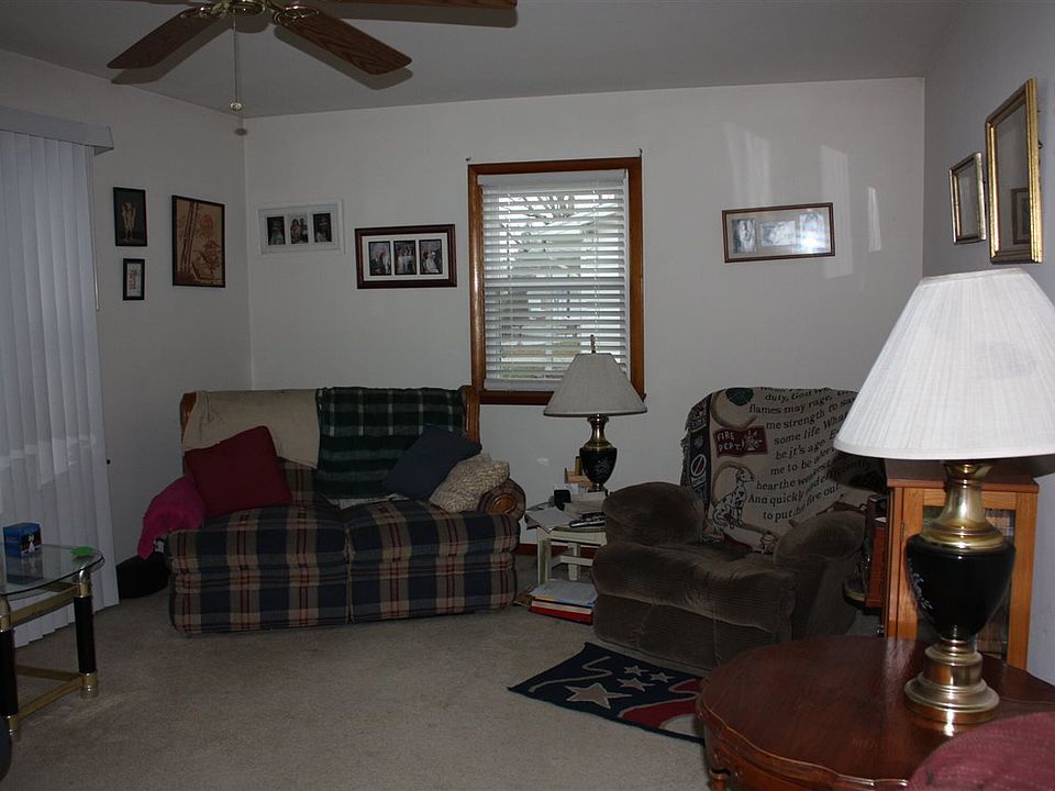 2nd image of 1926 N Locke St