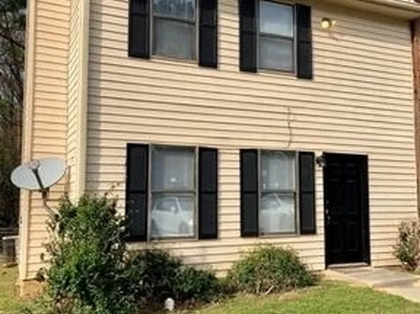 947 Silverwood Dr, Atlanta, GA 30349