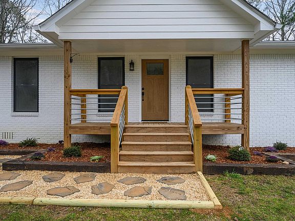 4th image of 194 Salser Ln