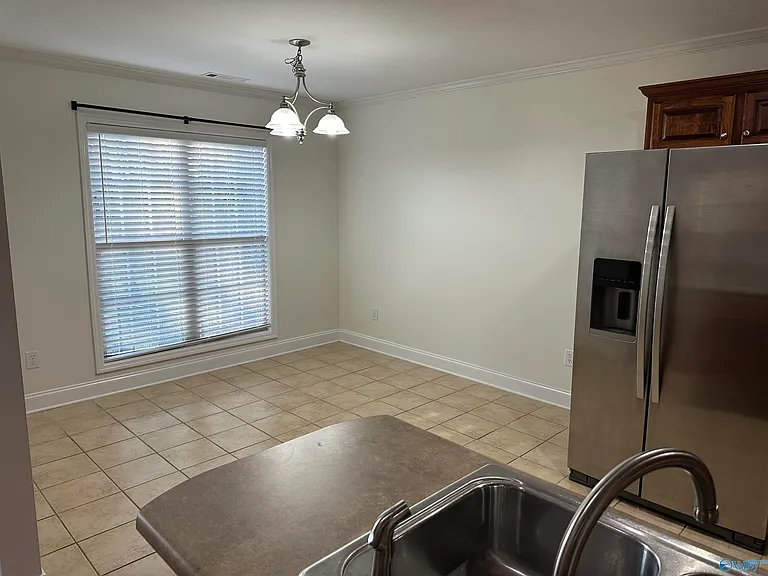 228 Tanner Point Dr — Photo 4