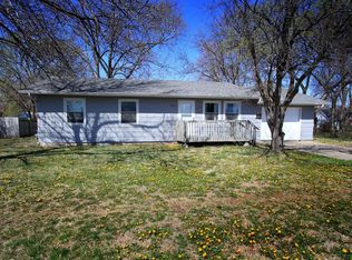 906 N Walnut St, Abilene, KS 67410