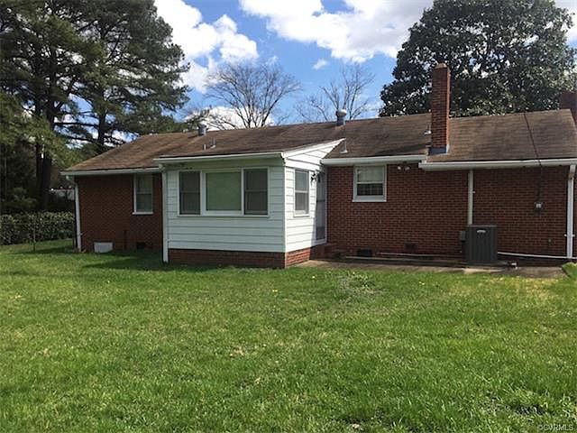 2nd image of 1006 Christie Rd
