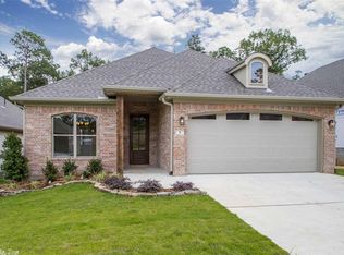 4 Crosswood Ct, Little Rock, AR 72223