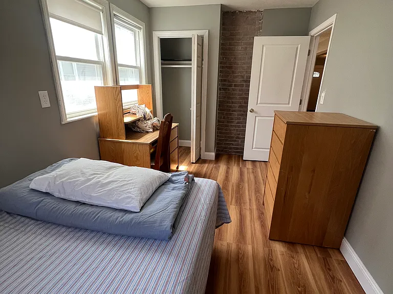17 Holman St #1 — Photo 26
