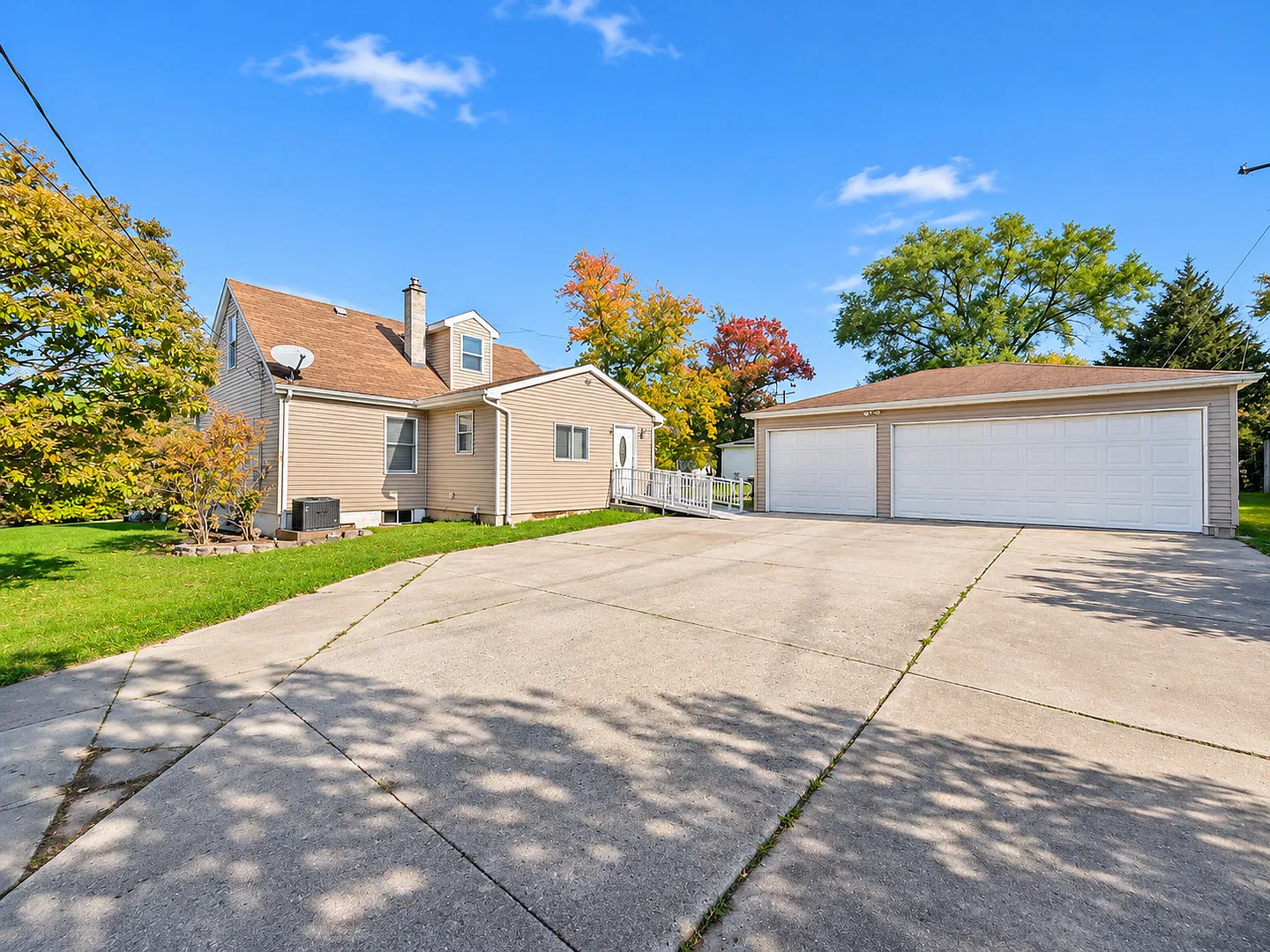 4 bed, 2084 sqft, $2,400 — Photo 3