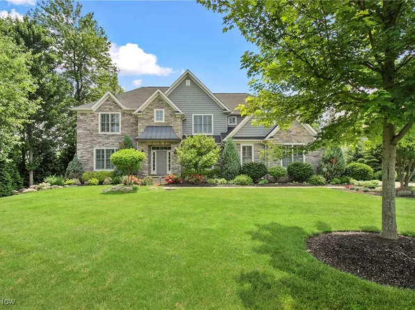 3179 Merion Ct, Westlake, OH 44145
