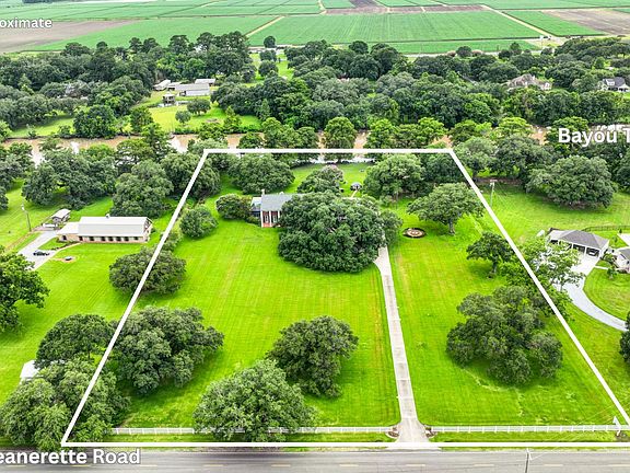 3rd image of 6302 Old Jeanerette Rd