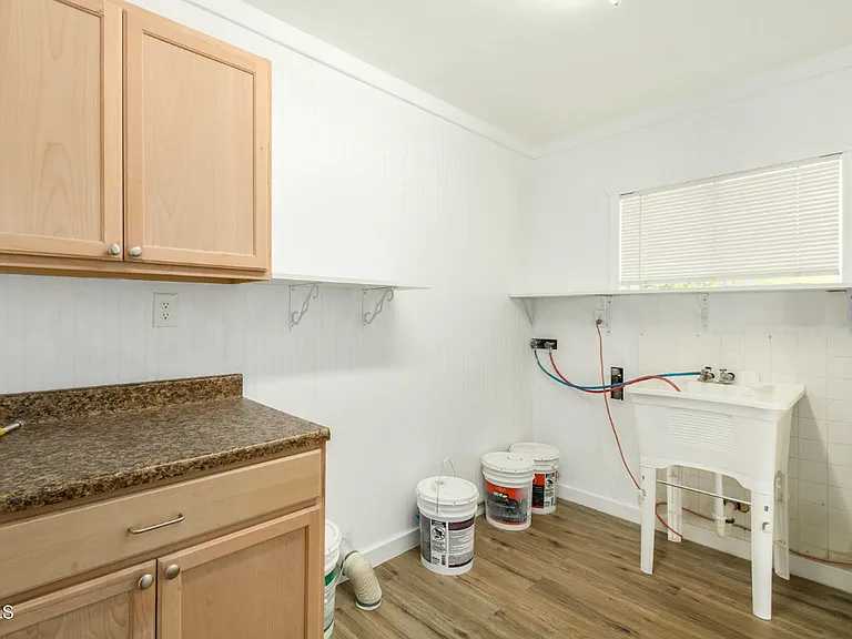 3301 W Pierson St — Photo 28