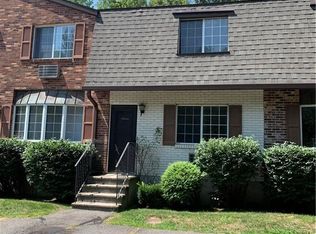 68 Sharon Rd APT 7, Waterbury, CT 06705