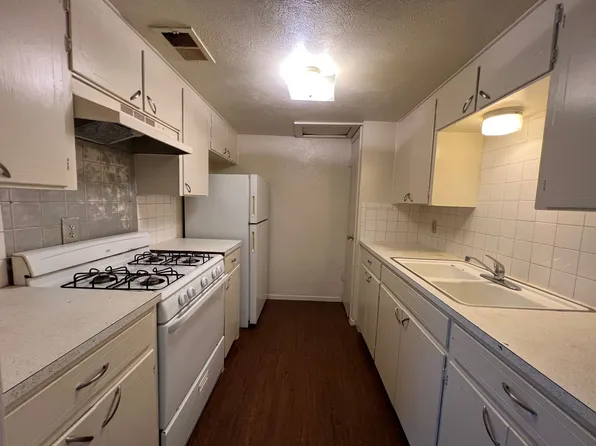 912 North Bell, 912 N Bell Ave APT 3, Denton, TX 76209