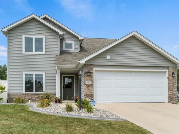 602 E Wawonaissa Dr, Syracuse, IN 46567