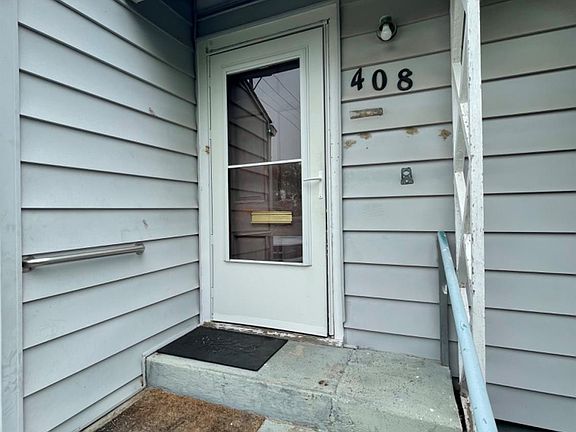 2nd image of 408 Corse Ave