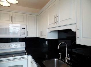 2555 NE 11th St APT 807, Fort Lauderdale, FL 33304