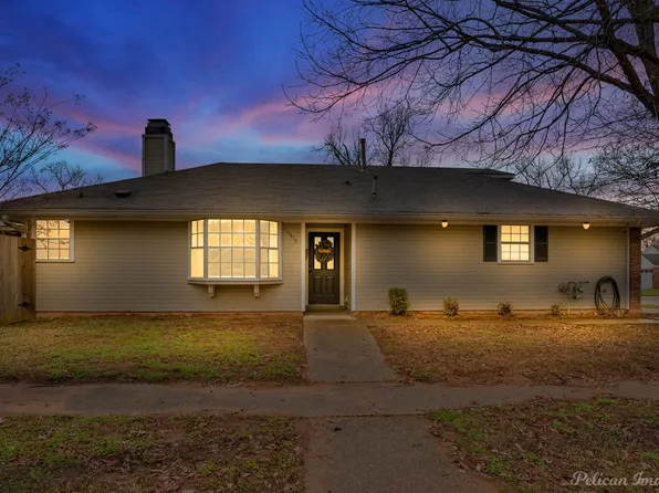 1318 Pecan Sq, Bossier City, LA 71112